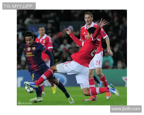 西甲激战本菲卡与巴萨握手言和转会传闻引发热议 西甲激战本菲卡与巴萨握手言和转会传闻引发热议