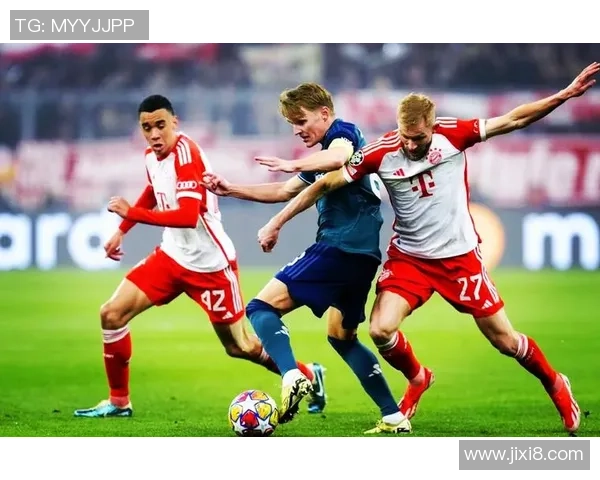 欧冠激战：拜仁凭借红牌争议以一球小胜曼城全场沸腾