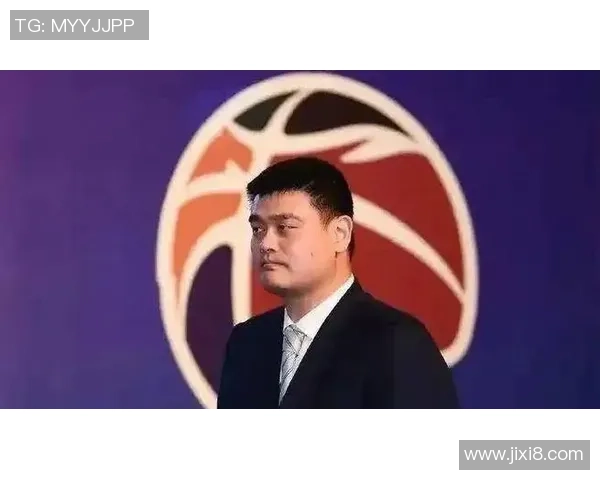 姚明在武汉慷慨捐资助力抗疫行动展现体育明星的社会责任感