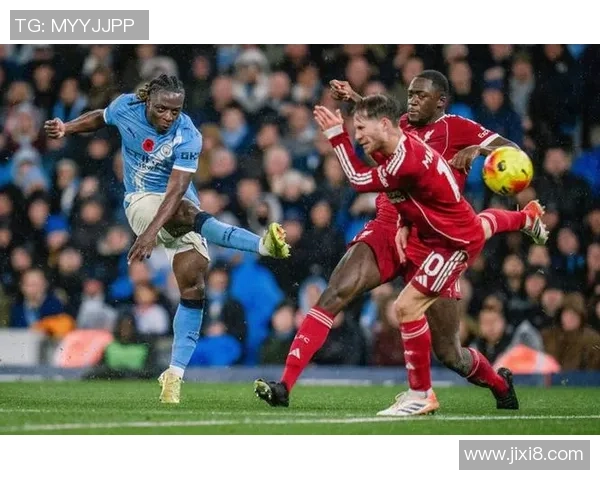 欧联杯惊心动魄之战利物浦逆转曼城引爆全场激情与转会传闻交织