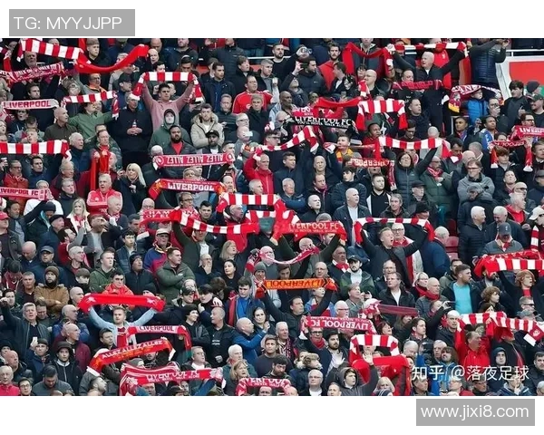 世界杯精彩对决那不勒斯与利物浦战成平局绝杀瞬间引发全场狂欢